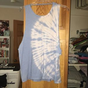 Kendall and Kylie ty-dye top